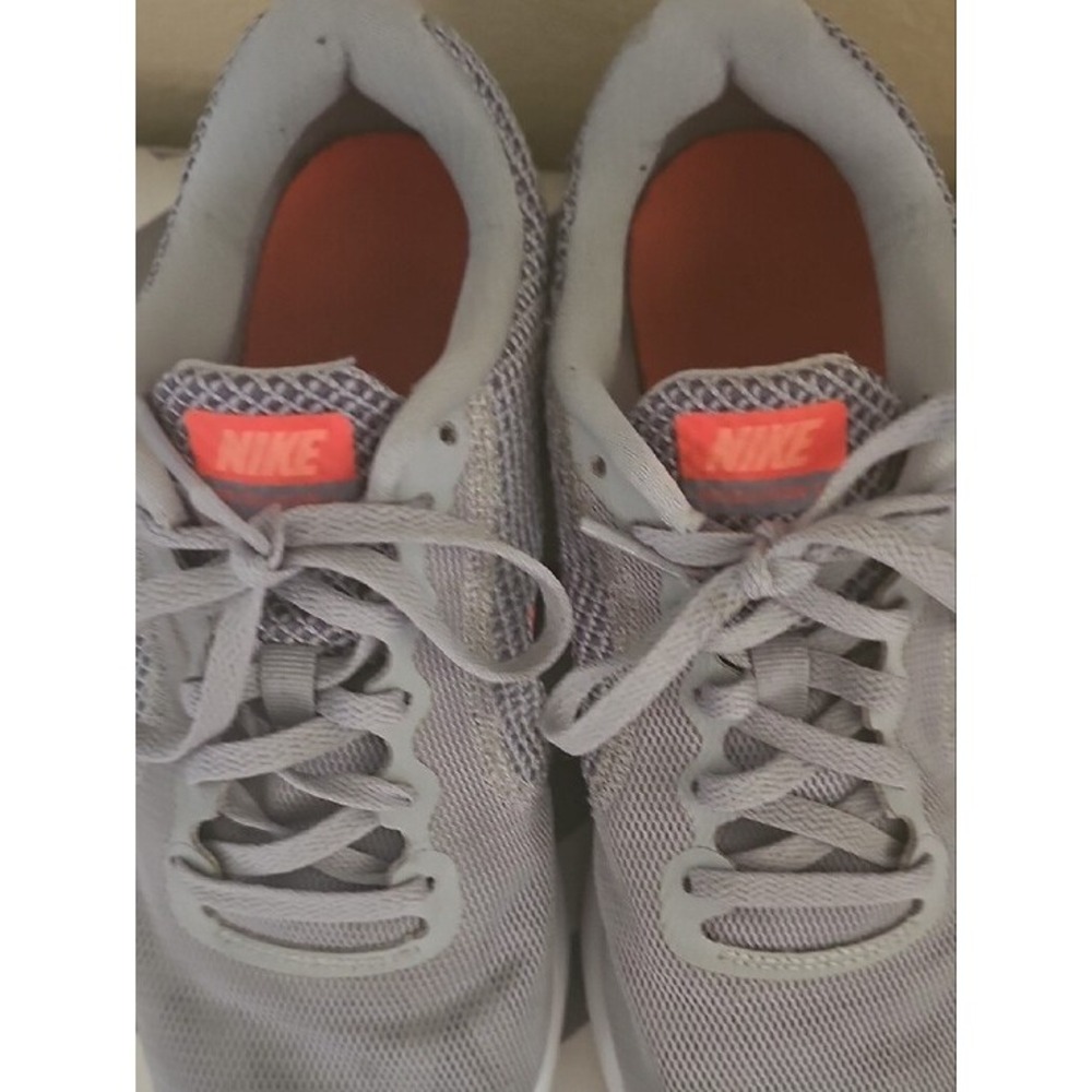 Nike Revolution 3 Women Running Shoes Wolf Grey Hyper Orange 8.5 819303 002 Gym - Picture 3 of 9